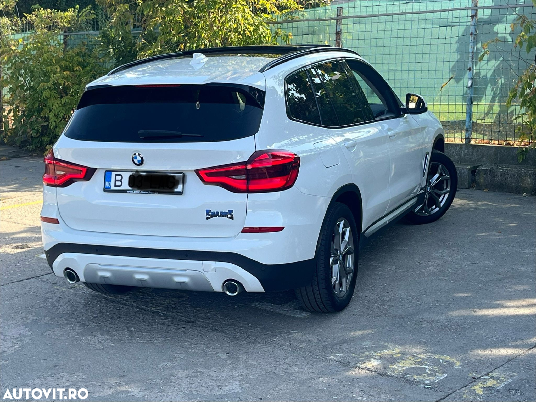 BMW X3 xDrive20d AT Luxury Line - 3