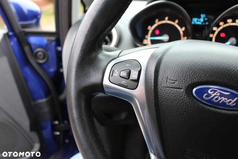 Ford Fiesta 1.0 EcoBoost STart-Stop ST-LINE - 24
