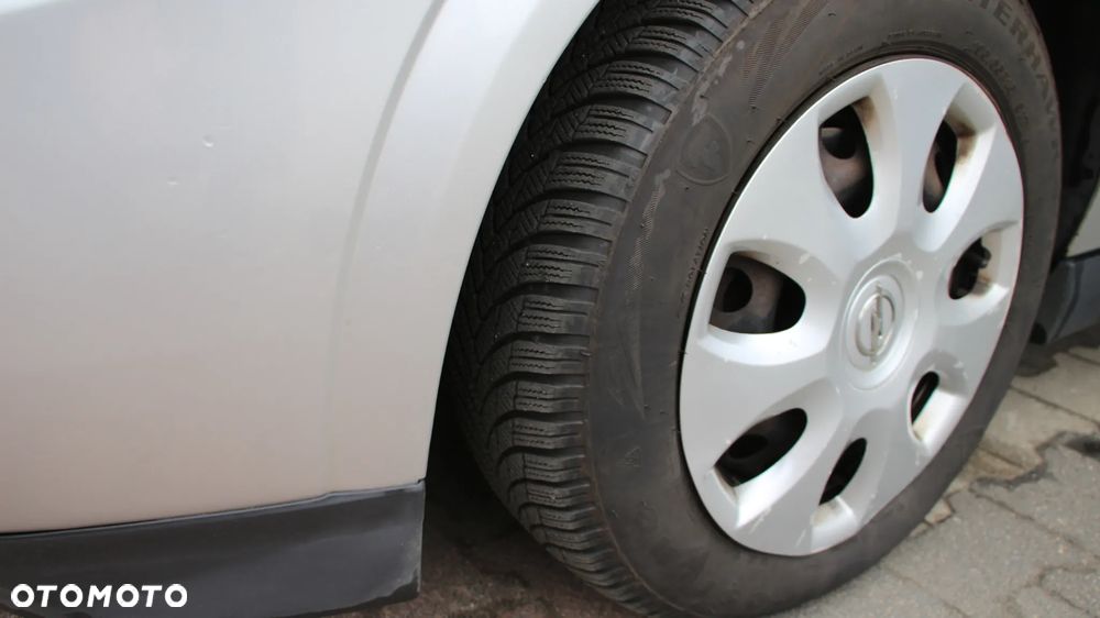 Opel Vectra 1.9 CDTI - 11