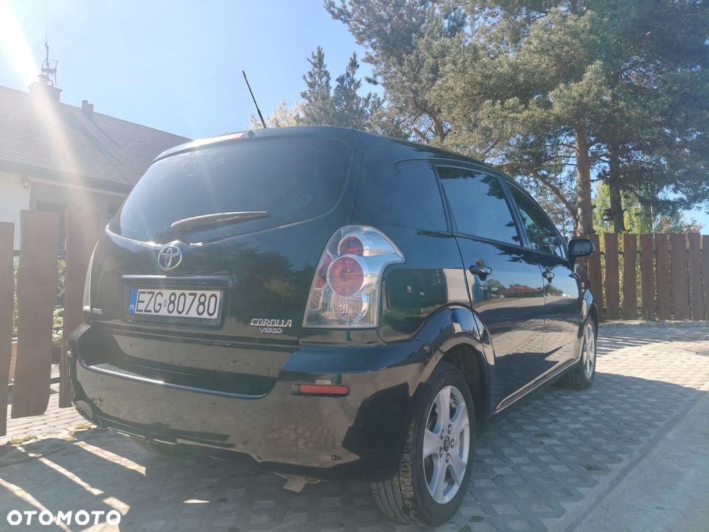 Toyota Verso - 16