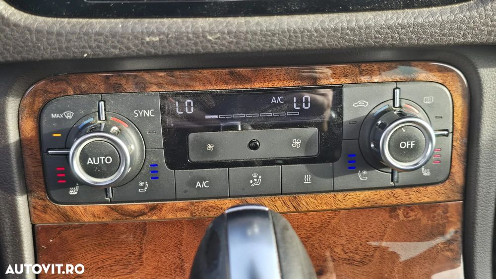 Volkswagen Touareg 3.0 V6 TDI BMT Terrain Tech - 21