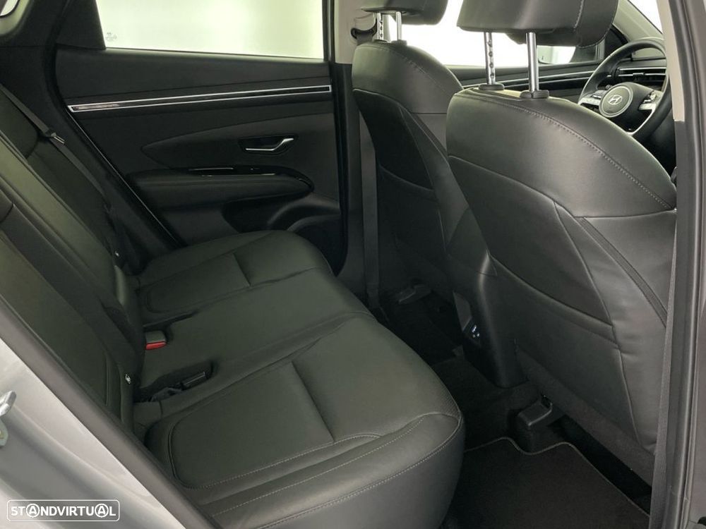 Hyundai Tucson 1.6 CRDi Vanguard - 24