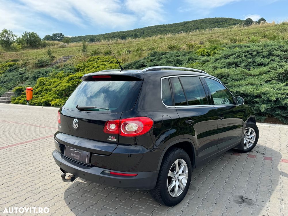 Volkswagen Tiguan - 17