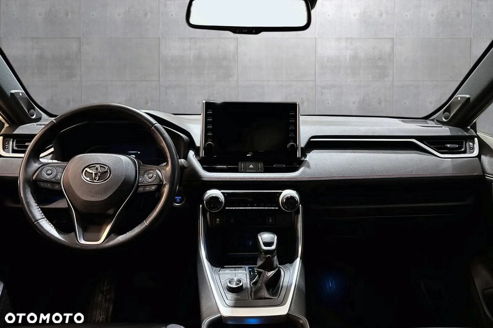 Toyota RAV4 - 9