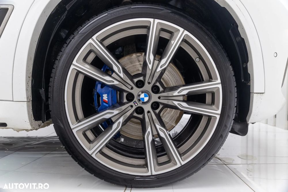 BMW X5 M M50i - 7