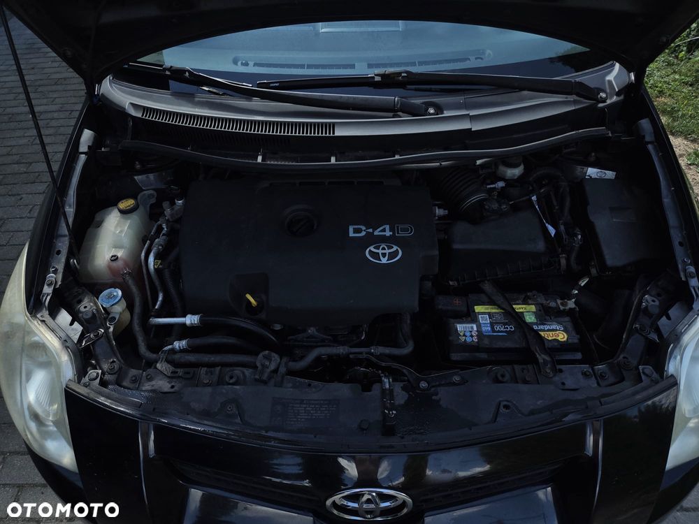 Toyota Auris 2.0 D-4D - 7