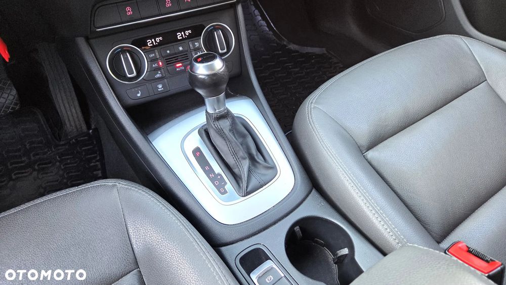 Audi Q3 2.0 TFSI Quattro S tronic sport - 24