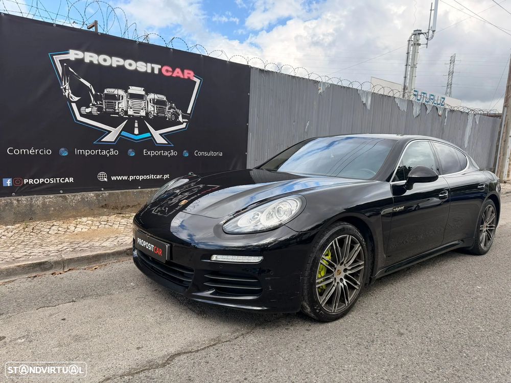 Porsche Panamera S E-Hybrid - 1