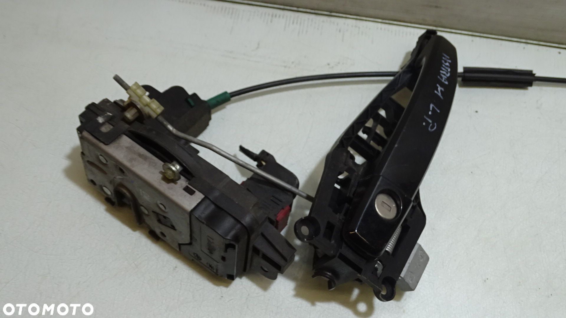 ZAMEK KLAMKA LEWY PRZÓD DRZWI OPEL ASTRA H 1.7CDTI 13210748 - 1