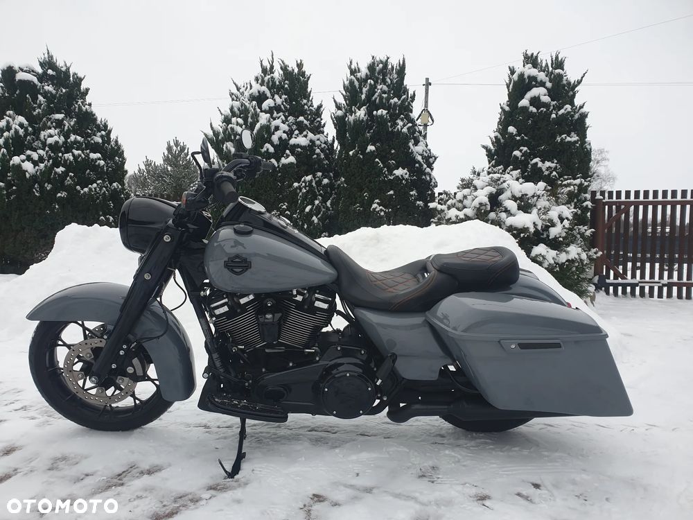 Harley-Davidson Touring Road King - 1