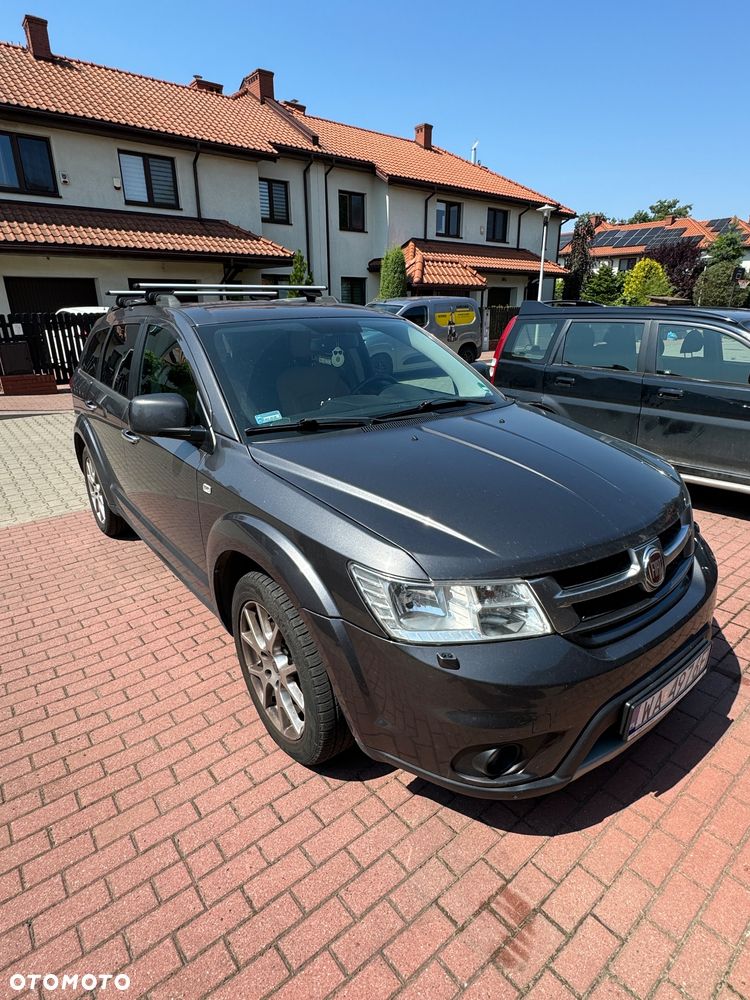 Fiat Freemont 2.0 Multijet Lounge AWD - 4