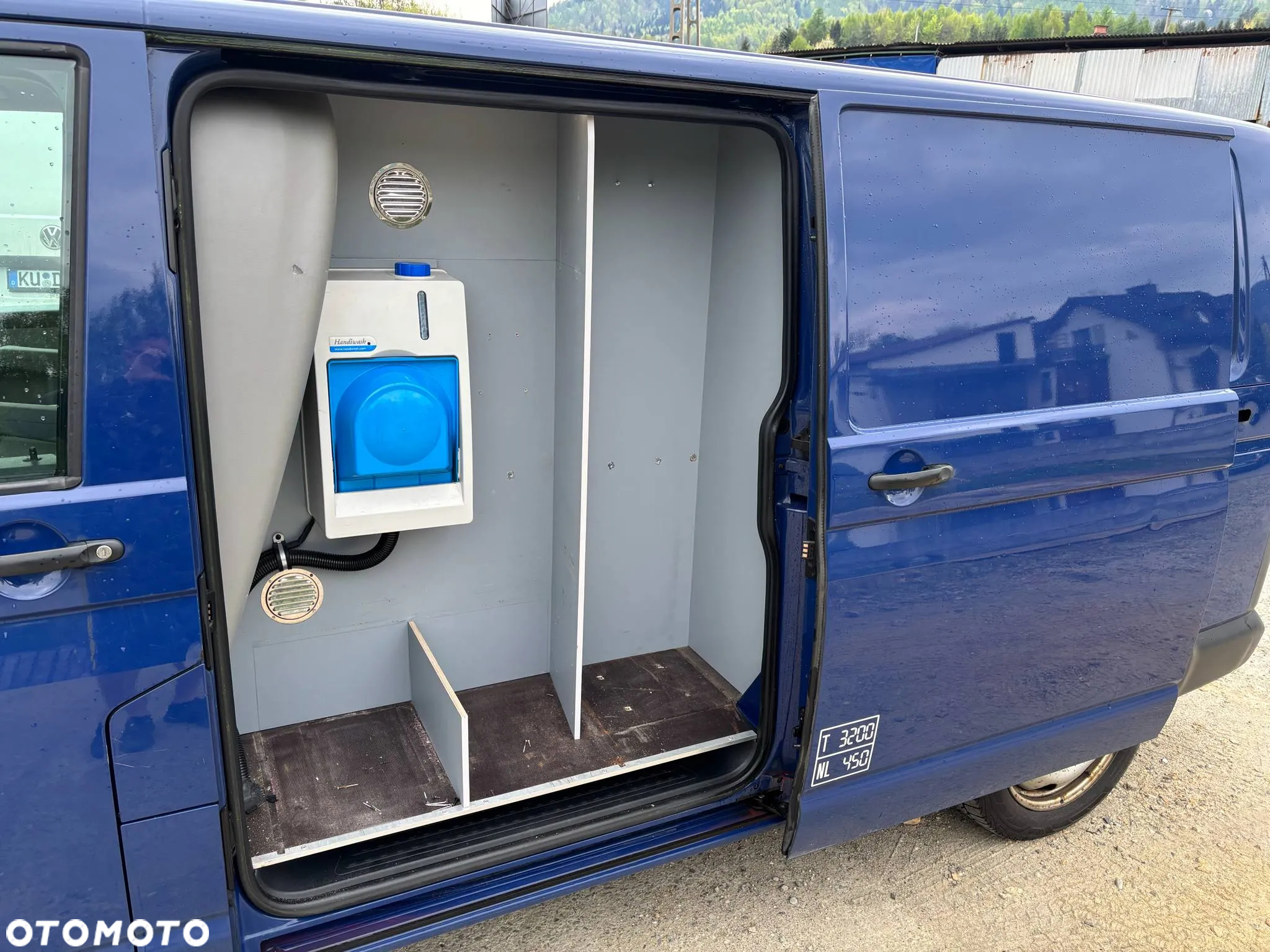 Volkswagen Transporter - 14
