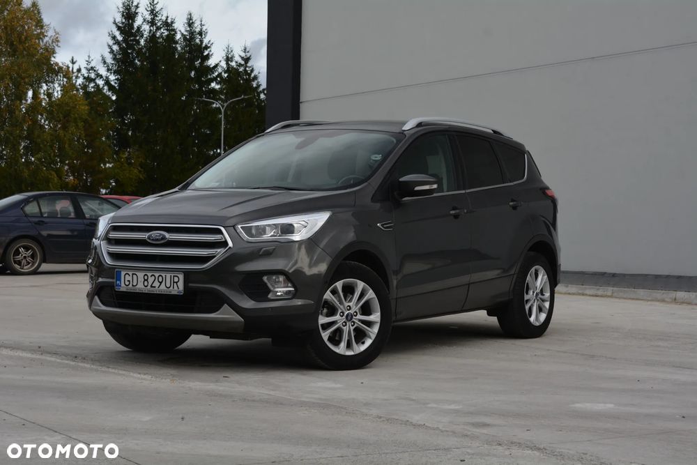 Ford Kuga - 2