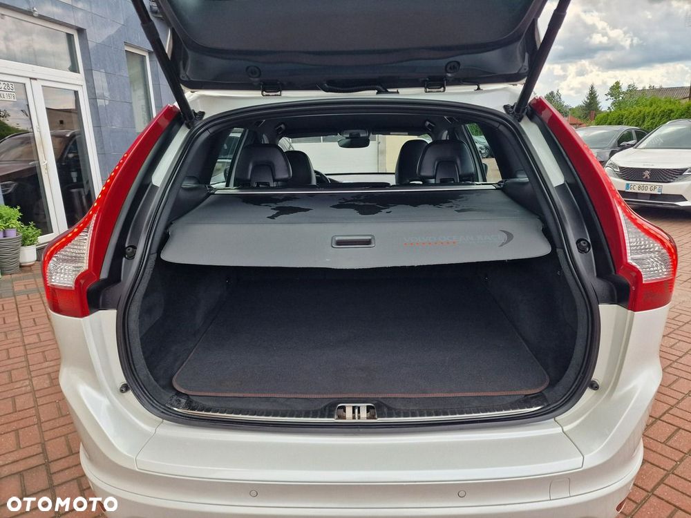 Volvo XC 60 D4 Geartronic Ocean Race - 22