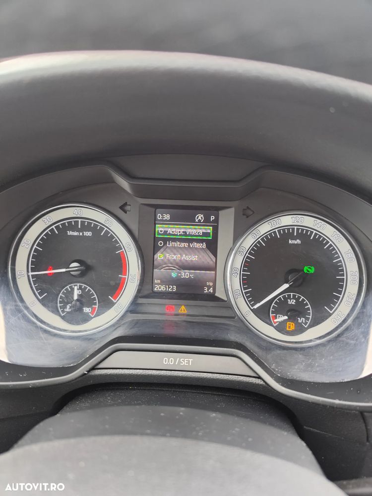 Skoda Octavia 1.0 TSI e-TEC DSG Style - 5