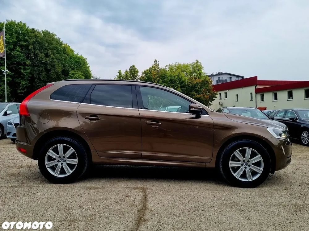 Volvo XC 60 D3 Geartronic Momentum - 4