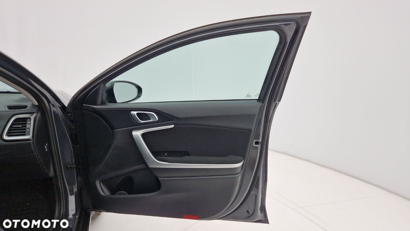 Kia XCeed 1.5 T-GDI M DCT - 20