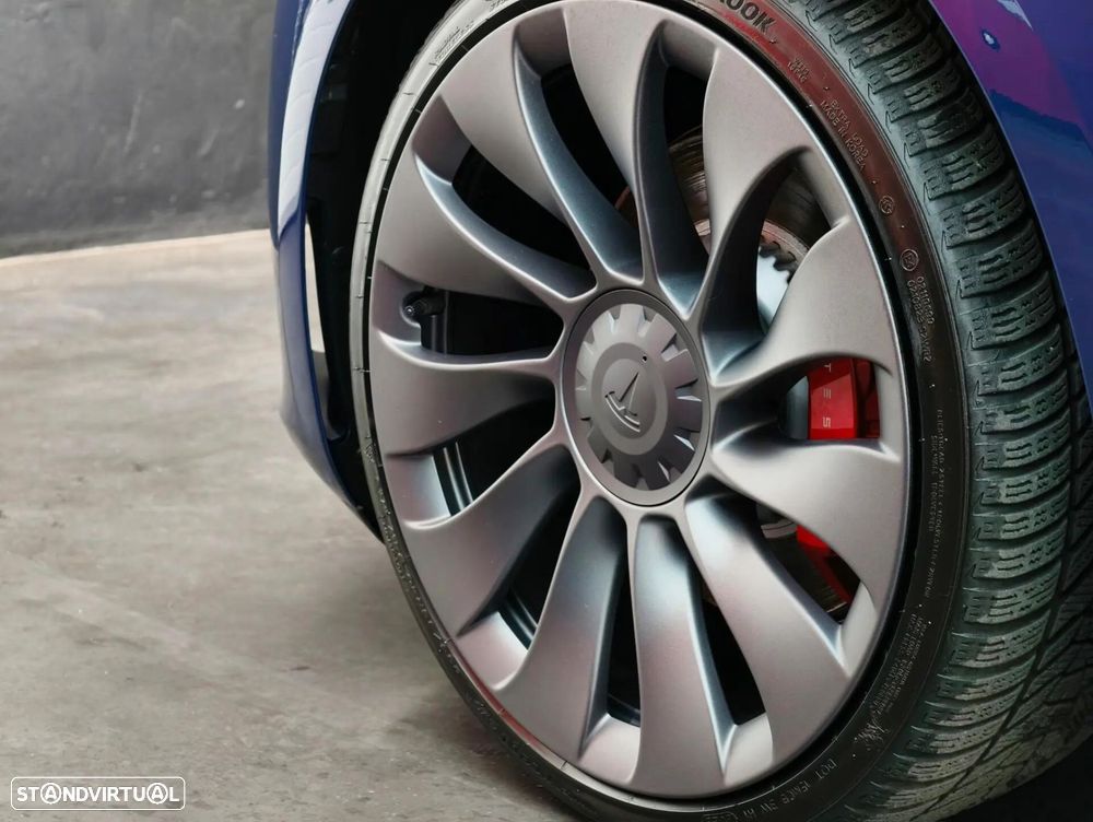 Tesla Model 3 - 6