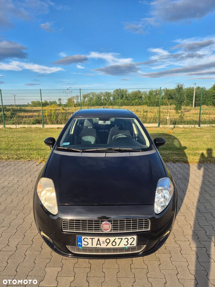Fiat Punto 1.2 8V Fresh - 8