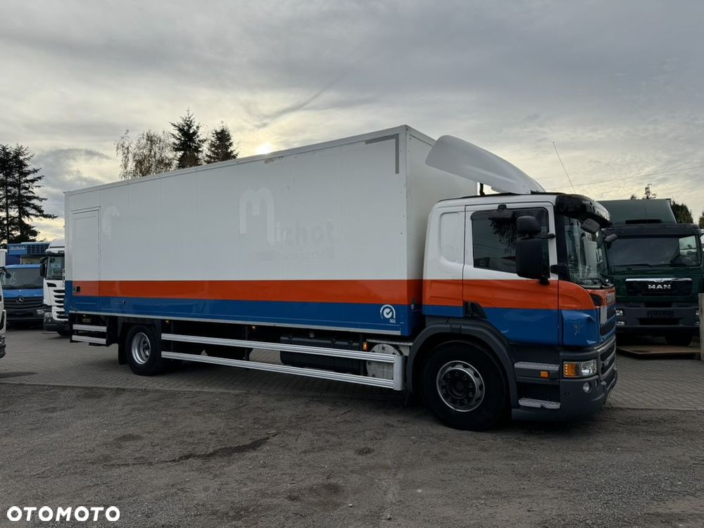 Scania P 320 / KONTENER 8.40 / Winda/ - 5