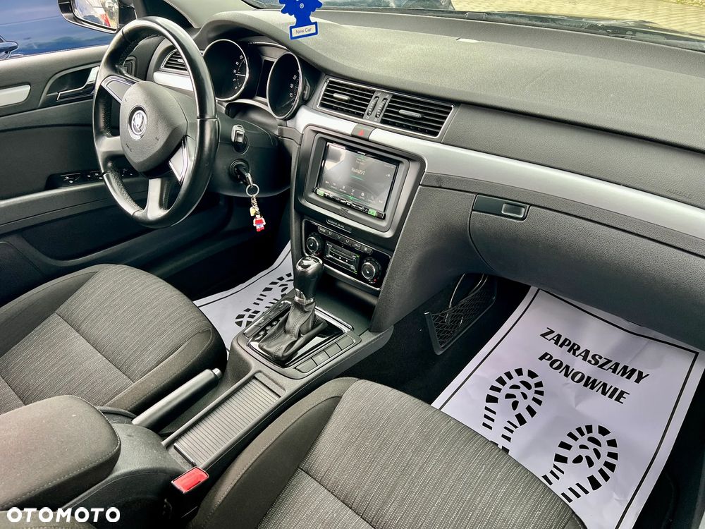 Skoda Superb 2.0 TDI Comfort DSG - 33