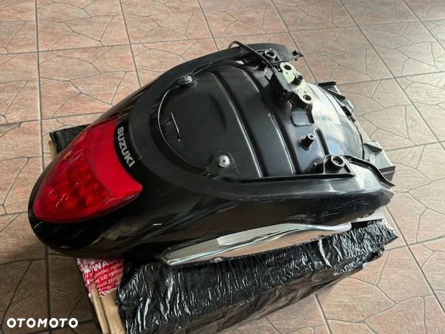 Błotnik Tylny SUZUKI VZR 1800 Boulevard Intruder - 4