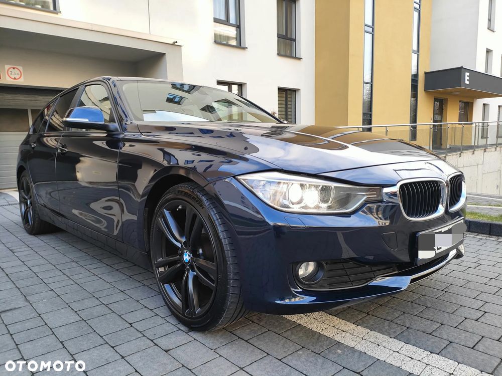 BMW Seria 3 320d Sport-Aut Sport Line - 8