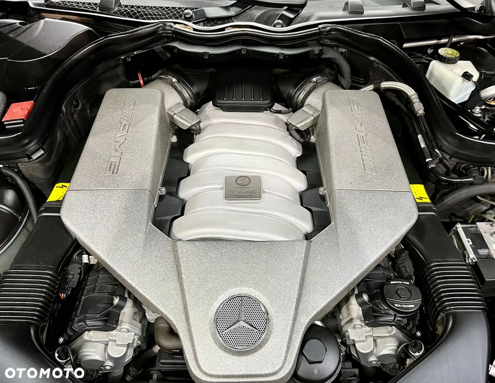 Mercedes-Benz Klasa C 63 AMG Coupe AMG SPEEDSHIFT MCT - 21