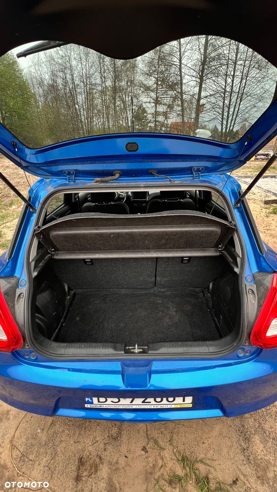 Suzuki Swift 1.2 Premium Plus - 7