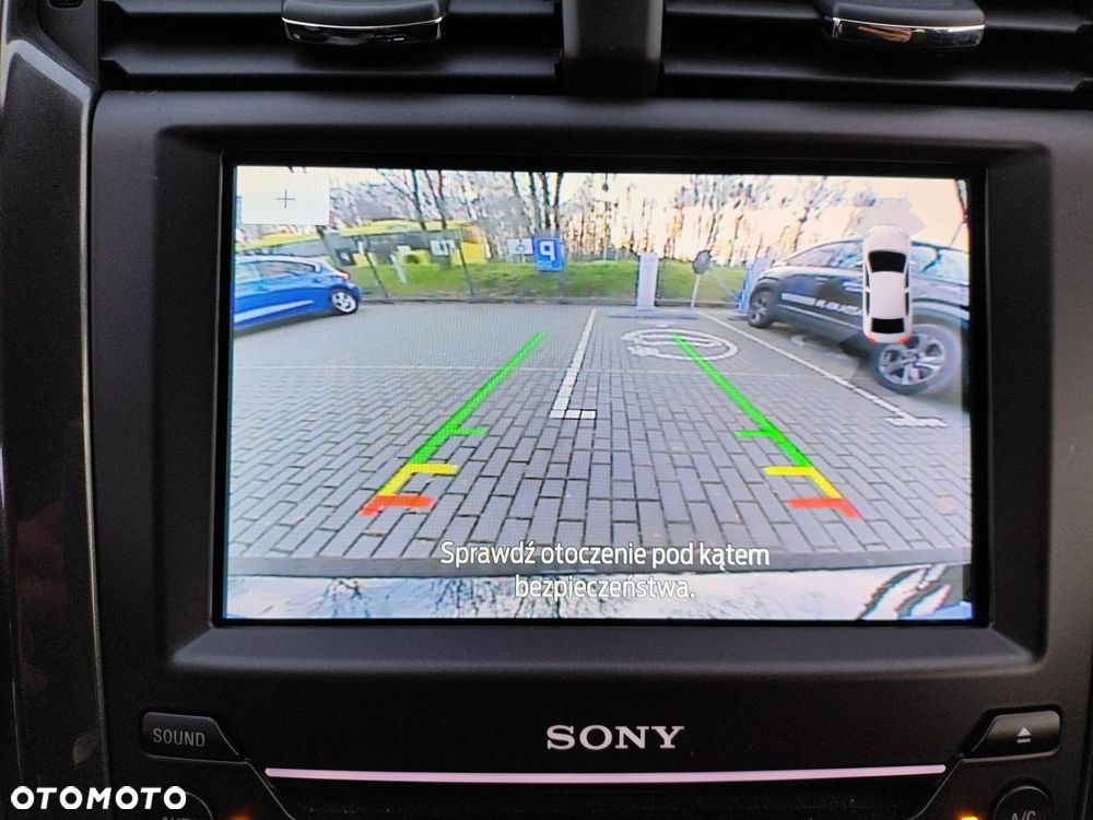 Ford Mondeo 2.0 Hybrid Titanium - 18