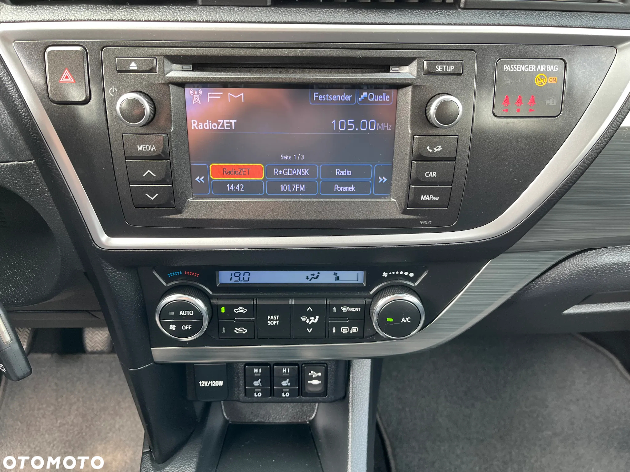 Toyota Auris - 26