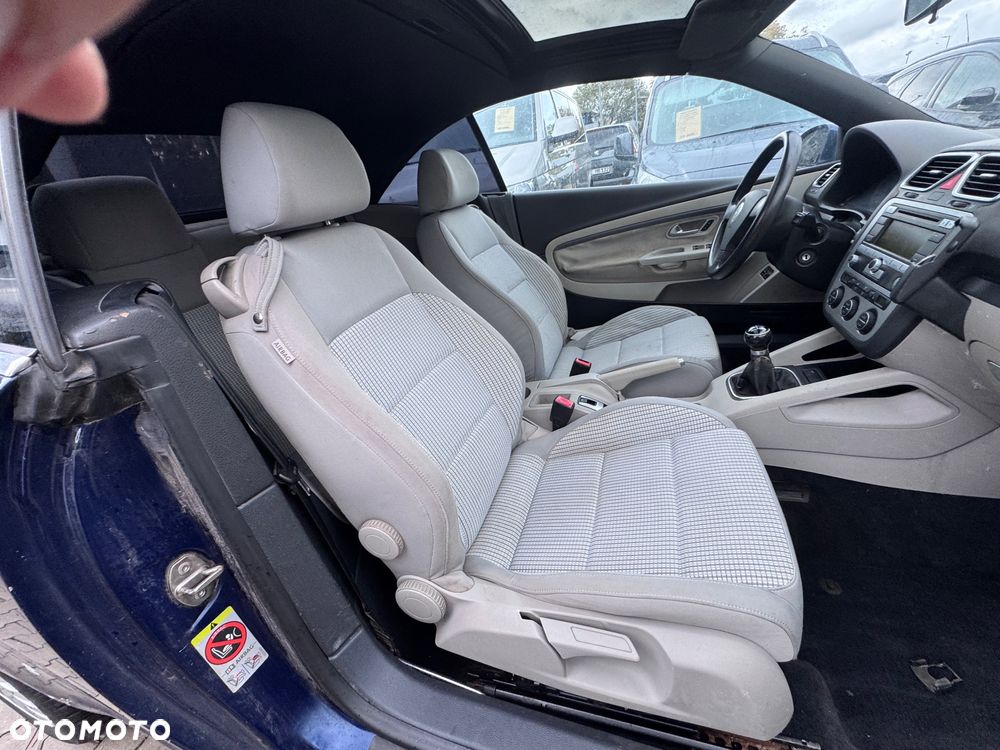 Volkswagen Eos 1.6 FSI - 17