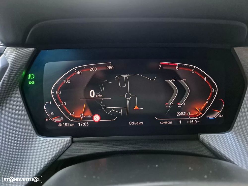 BMW 116 i Advantage — fotografia 15