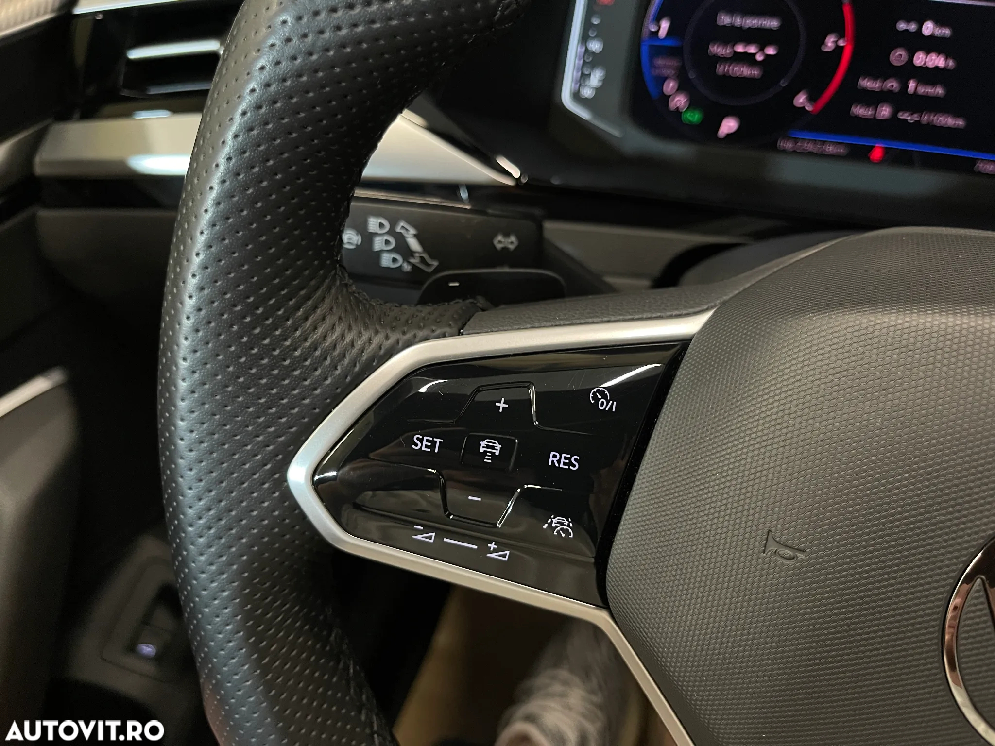 Volkswagen ARTEON 2.0 TDI DSG R-Line - 23