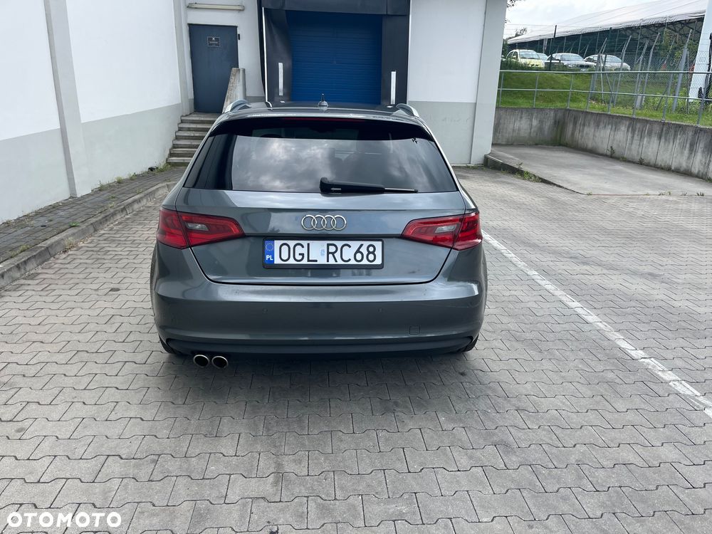 Audi A3 Sportback 2.0 TDI S line Sportpaket - 3