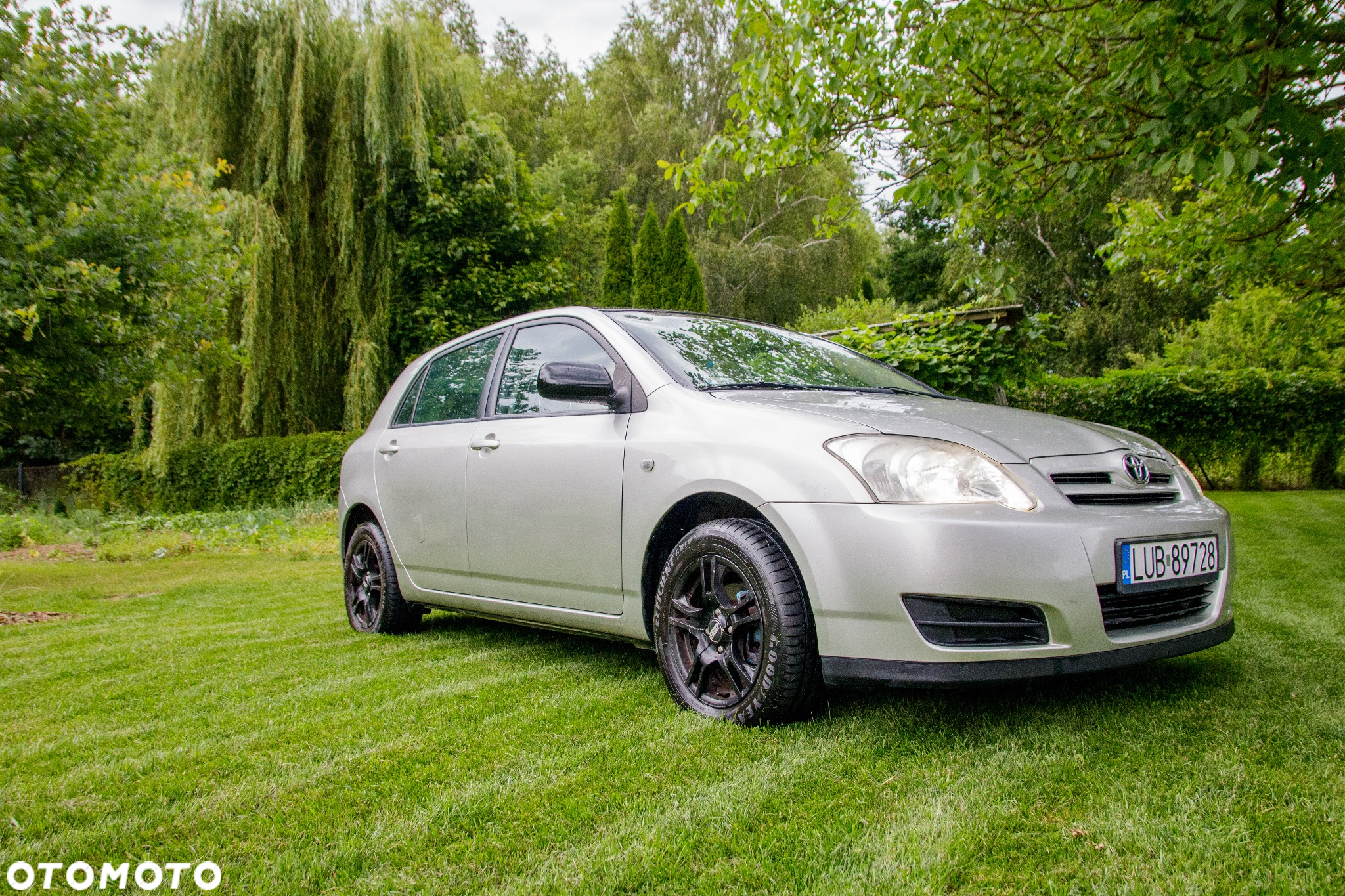 Toyota Corolla - 2
