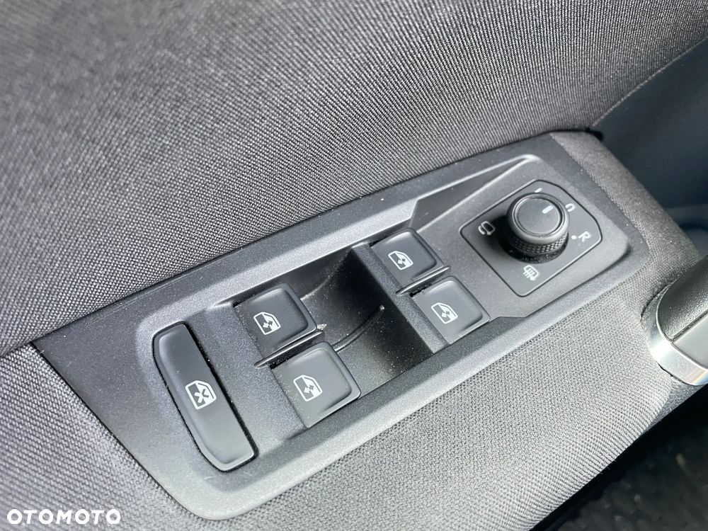 Volkswagen Touran 1.5 TSI EVO Comfortline DSG - 20