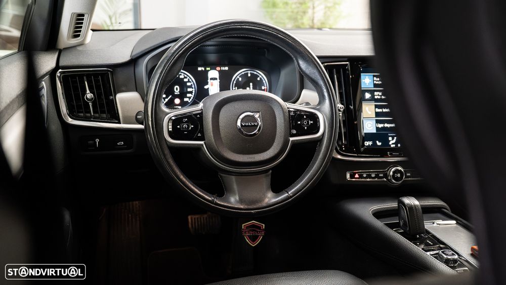 Volvo V90 2.0 B4 Momentum Plus Geartronic - 22