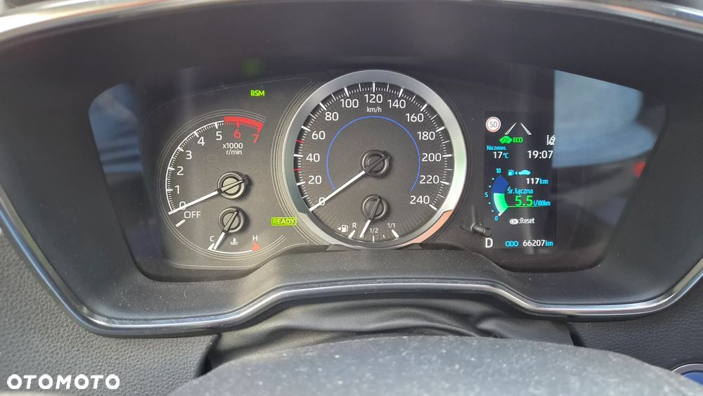Toyota Corolla 1.8 Hybrid Comfort - 9