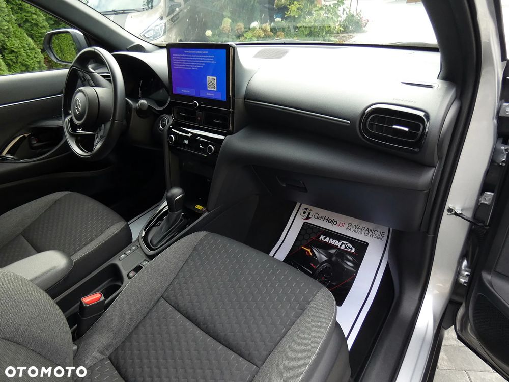 Toyota Yaris Cross Hybrid 1.5 Style - 17