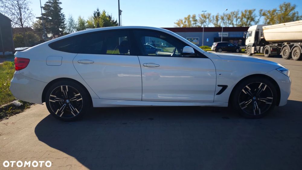 BMW 3GT 318d M Sport - 23