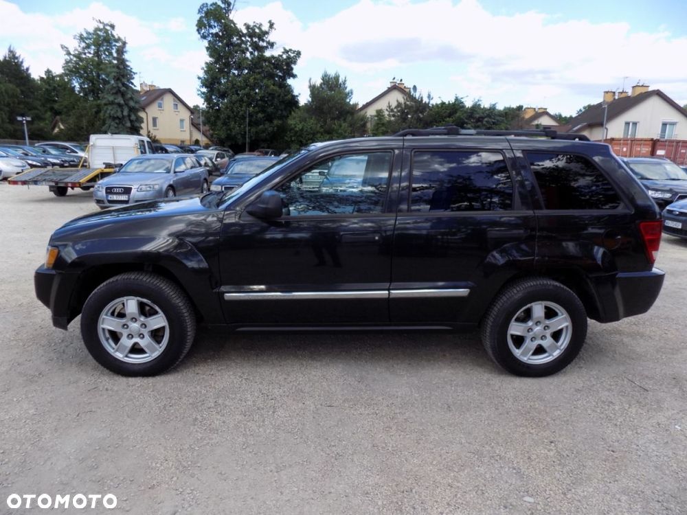 Jeep Grand Cherokee - 15
