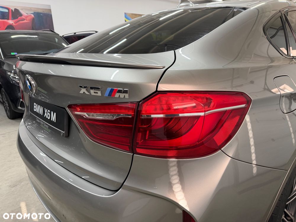 BMW X6M - 15