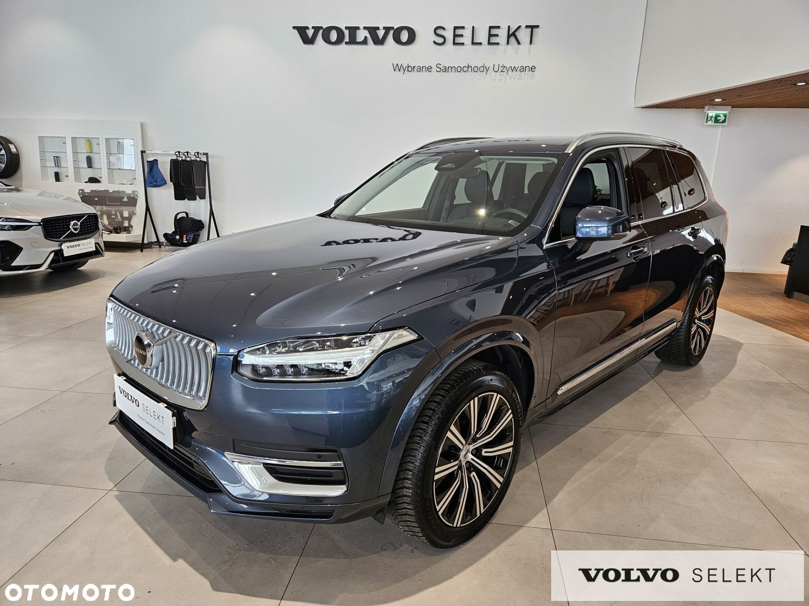 Volvo XC 90 - 1