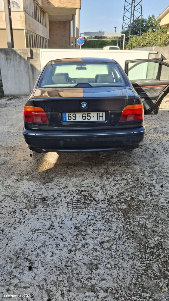 BMW 528 i Touring - 6