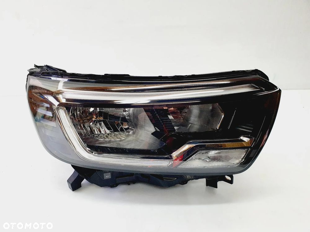 LAMPA PRAWA PRZÓD RENAULT KANGOO IV 21r-24 ZWYKŁA+LED 260100108R ORYG EU!!! - 1