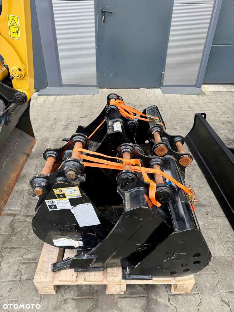 Caterpillar NOWA MINIKOPARKA CAT CATERPILLAR 302.7 CR 302 302.7CR 301,303, 2024R. KLIMATYZACJA - 7