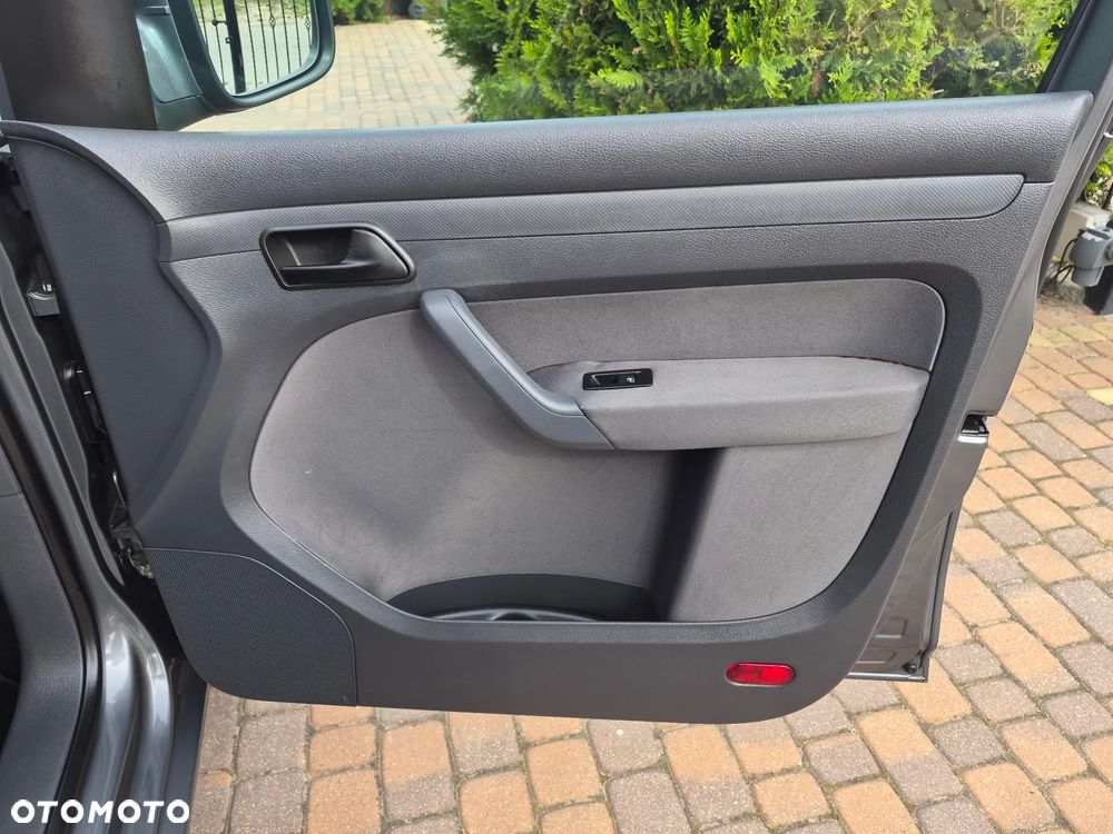 Volkswagen Caddy - 21