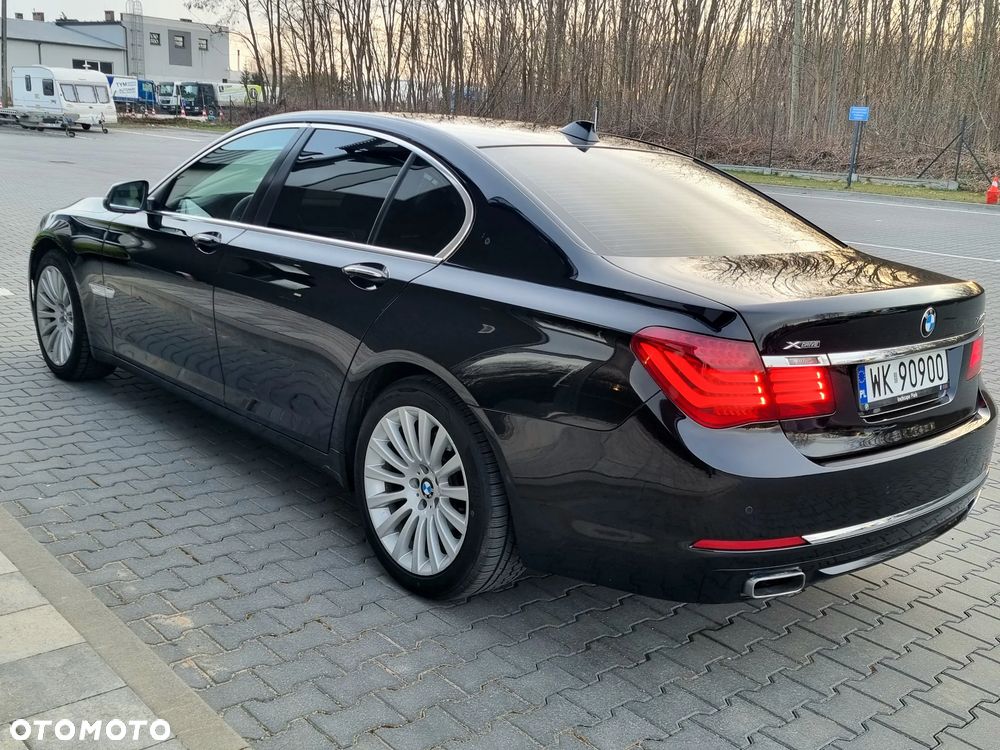 BMW Seria 7 740d xDrive - 12