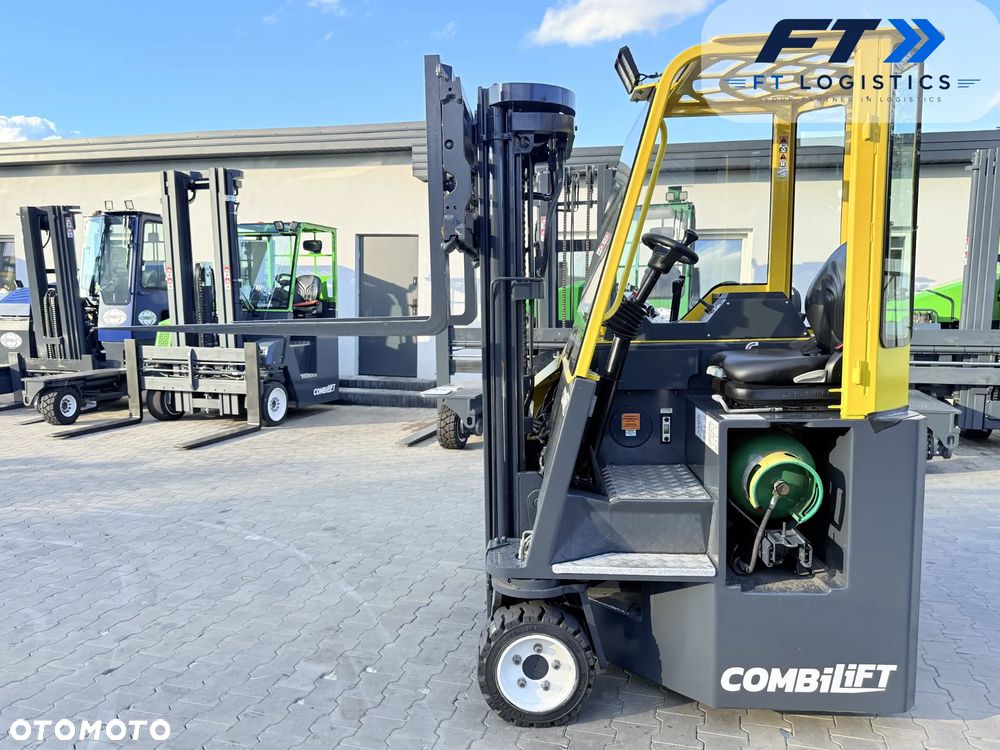 Combilift WÓZEK CZTEROKIERUNKOWY - WIELOKIERUNKOWY | COMBILIFT CB3000 | GAS | TRIPLEX 4900 MM | PEŁNA OGRZEWANA KABINA | SILNIK TOYOTA 4Y | POZYCJONER WIDEŁ | PRZESUW WIDEŁ | WOLNY SKOK | NOWE OPONY | OGRZEWANIE | PO SERWISIE | STAN IDEALNY - 8